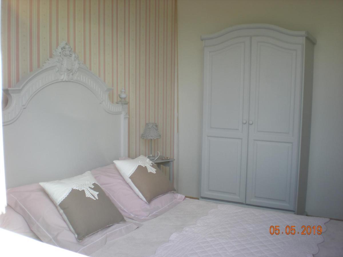 Gite De Grandcamp Maisy Bagian luar foto
